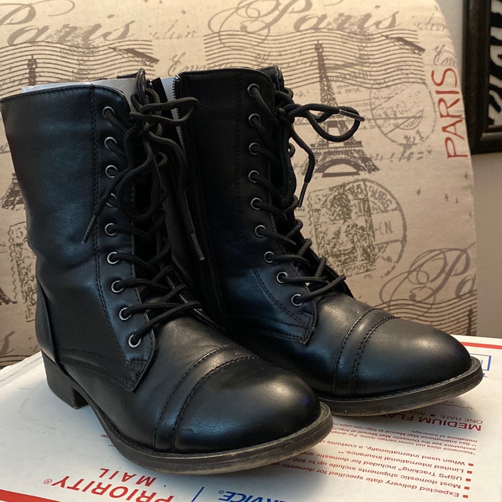 Black lace up boots with zippers